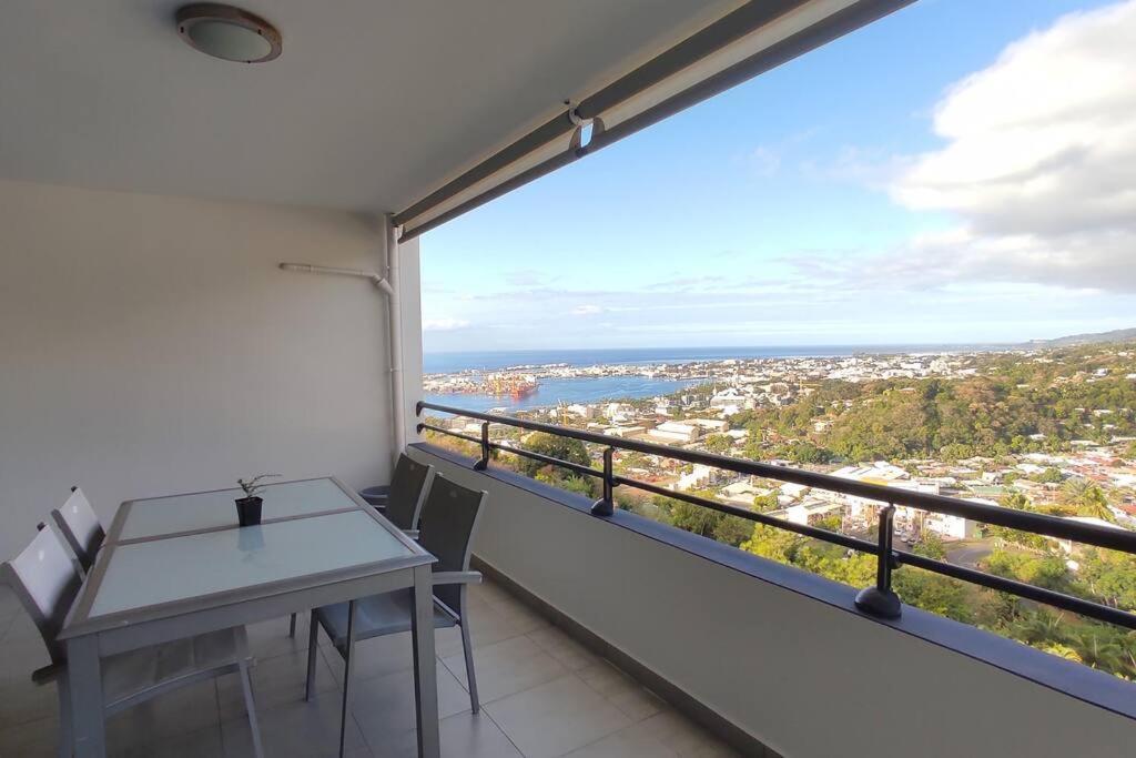 F3 Sur Papeete Vue Mer Et Piscine Exterior photo