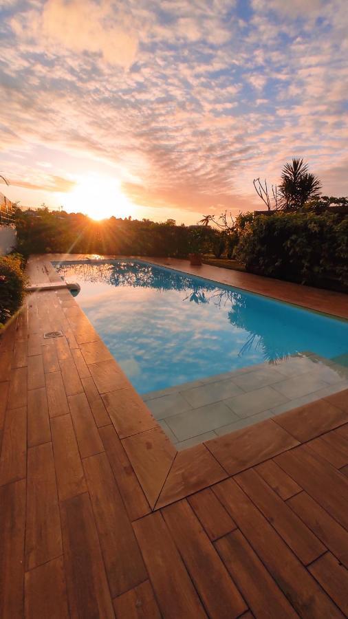 F3 Sur Papeete Vue Mer Et Piscine Exterior photo